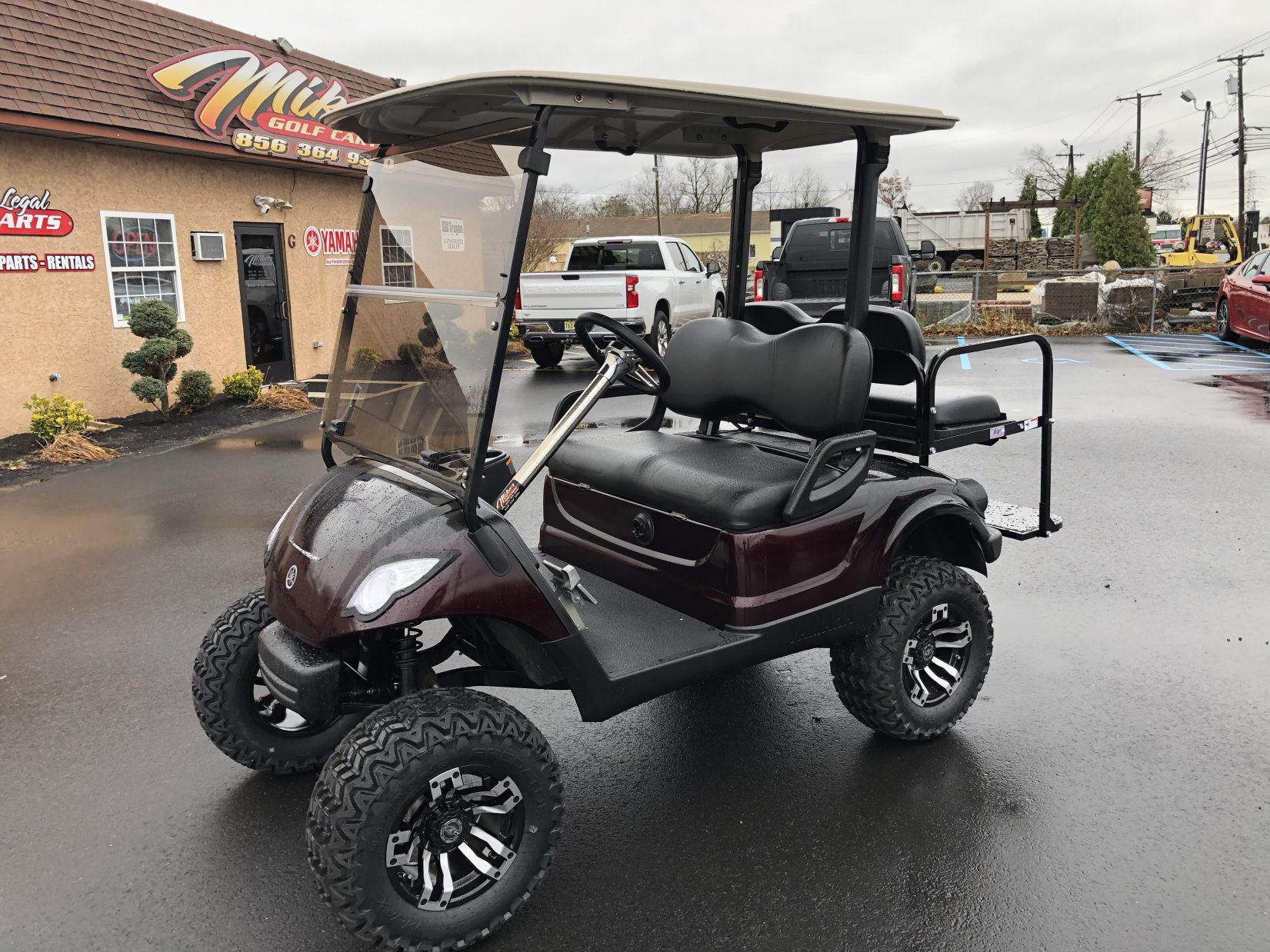 2016 Yamaha 48 Volt Dc Electric Golf Cart 6 Lift Black Cherry Black Fade Custom Steering Wheel With Warranty Mike S Golf Carts Of Nj